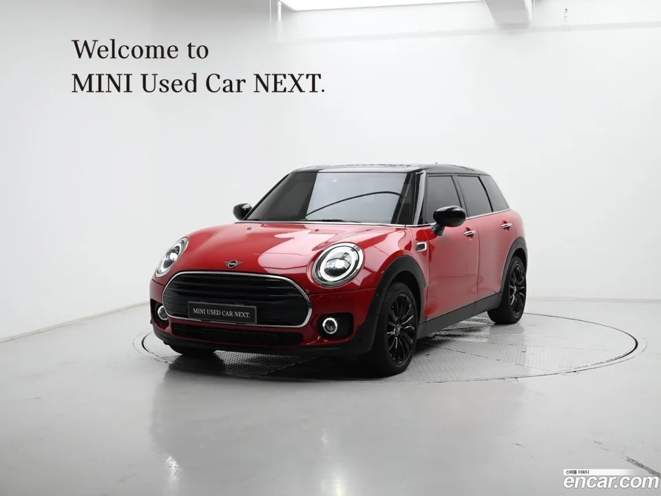 MINI Cooper Clubman 2023 — photo 1, buy with delivery to Moscow