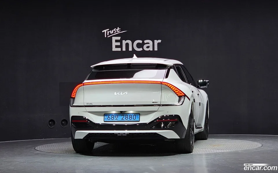 Kia EV6 4WD 2023 — thumbnail 4