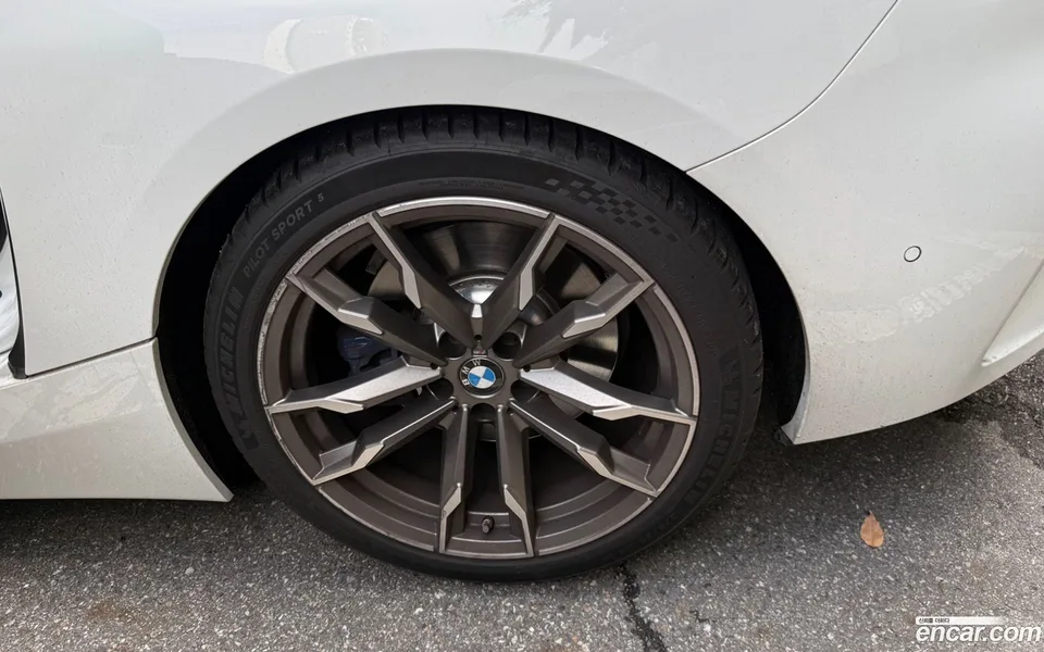 BMW Z4 M40i 2022 — thumbnail 5