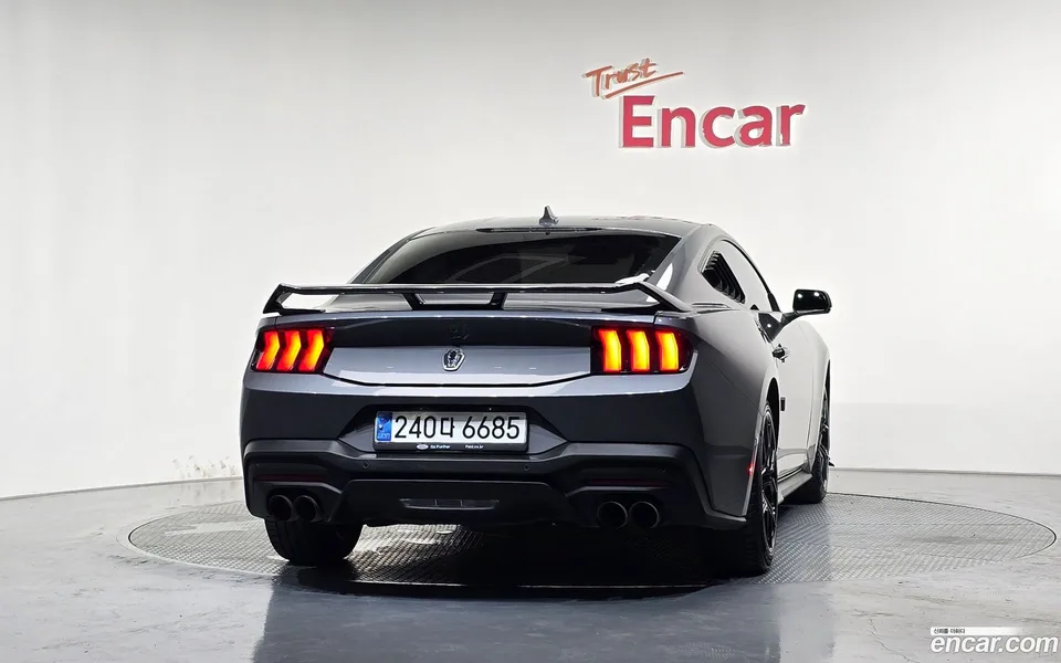 Ford Mustang 2.3 2024 — thumbnail 4