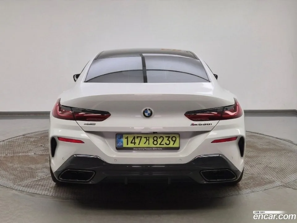 BMW 8 Series M850i xDrive 2025 — thumbnail 3