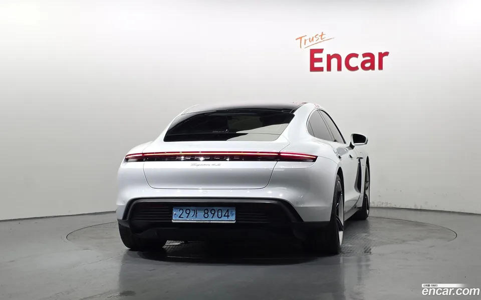 Porsche Taycan 4S 2024 — thumbnail 4