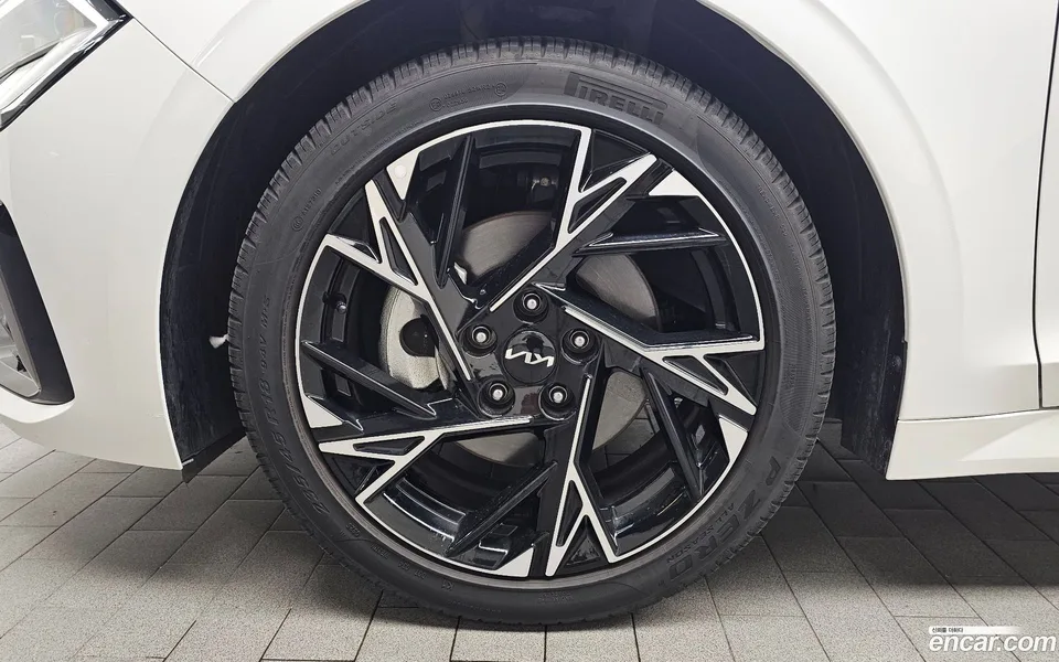 Kia K5 2.0 2025 — thumbnail 2