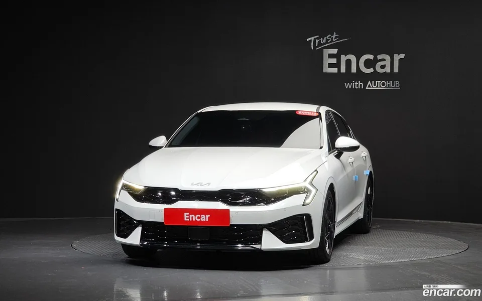 Kia K5 2.0 2025 — thumbnail 3