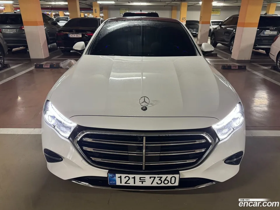 Mercedes-Benz E-Class E300 4MATIC 2025 — миниатюра 3