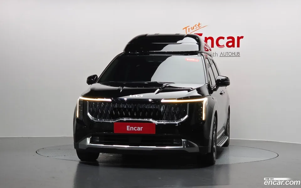 Kia Carnival 9 2024 — thumbnail 3