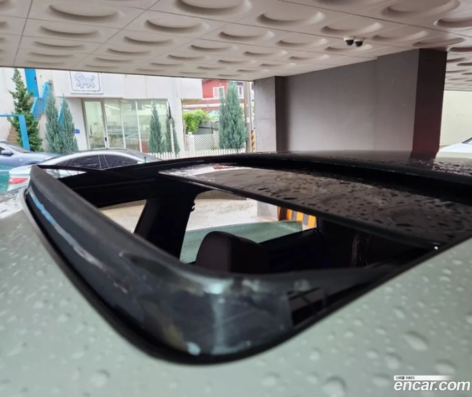 BMW 6 Series GT 630i xDrive M 2023 — миниатюра 2
