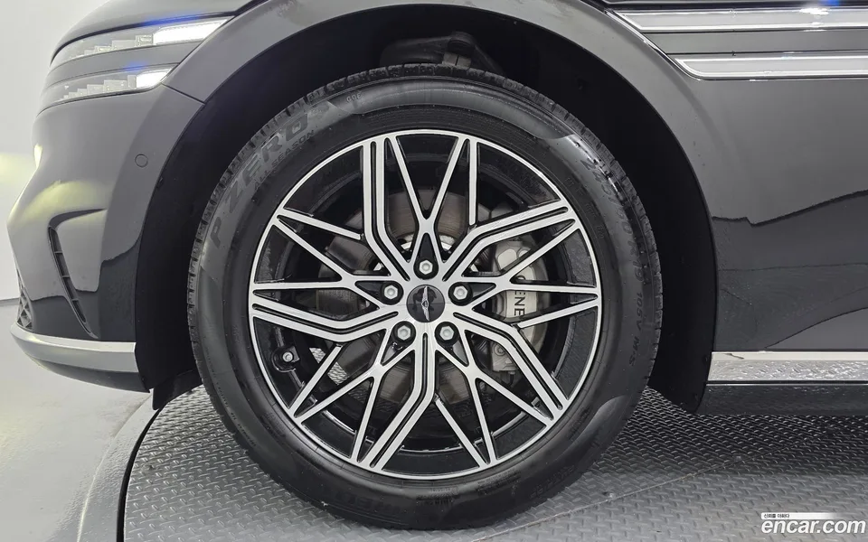 Genesis G90 3.5 AWD 2024 — thumbnail 5