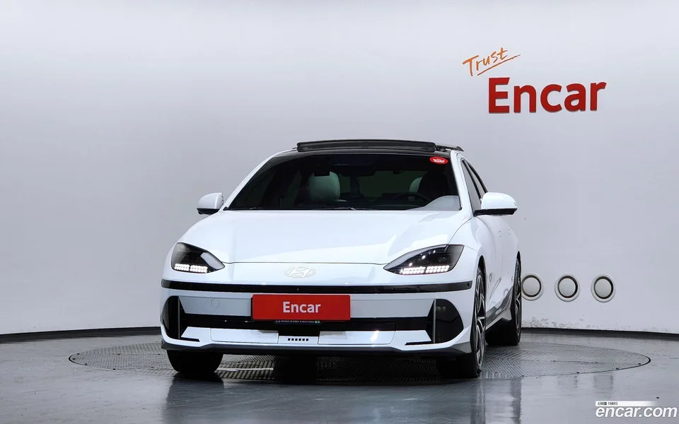 Hyundai Ioniq 6 2022 — thumbnail 3