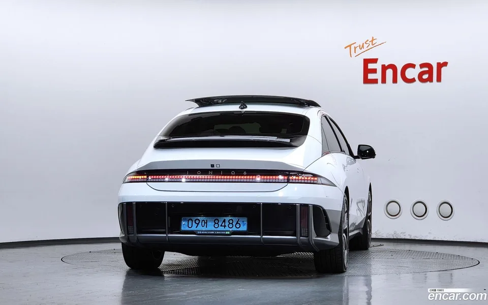 Hyundai Ioniq 6 2022 — thumbnail 4