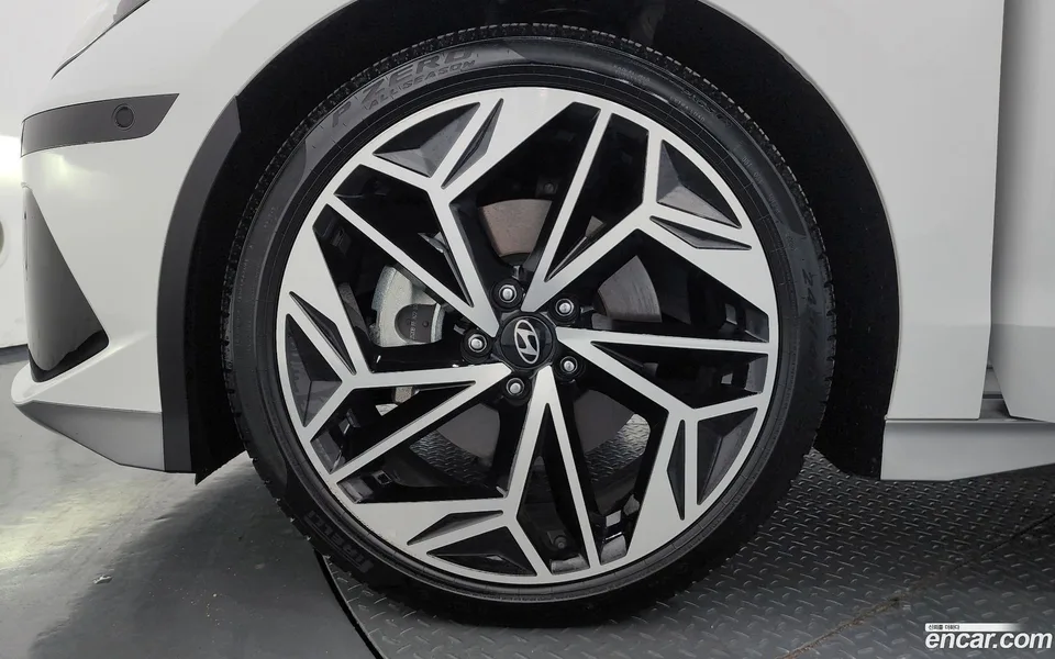 Hyundai Ioniq 6 2022 — thumbnail 5