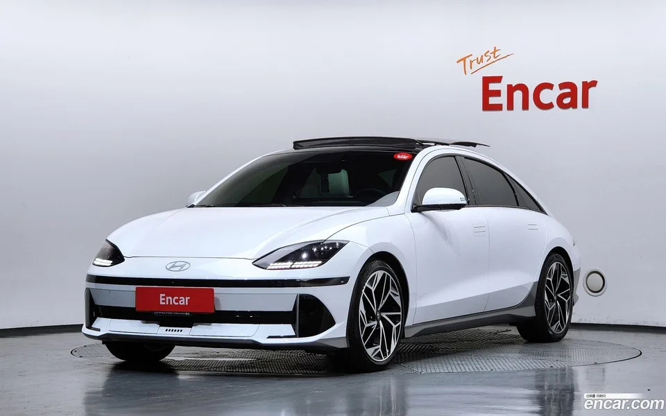 Hyundai Ioniq 6 2022 — photo 1, buy with delivery to Moscow