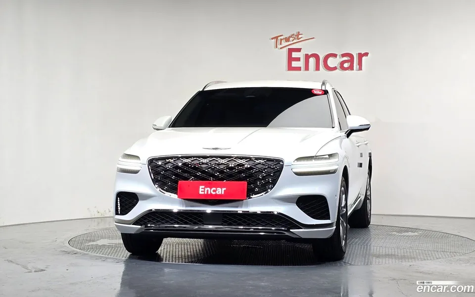 Genesis GV70 2.5T 2WD 2025 — thumbnail 3