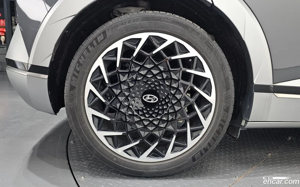 Hyundai Ioniq 5 2024 — thumbnail 5