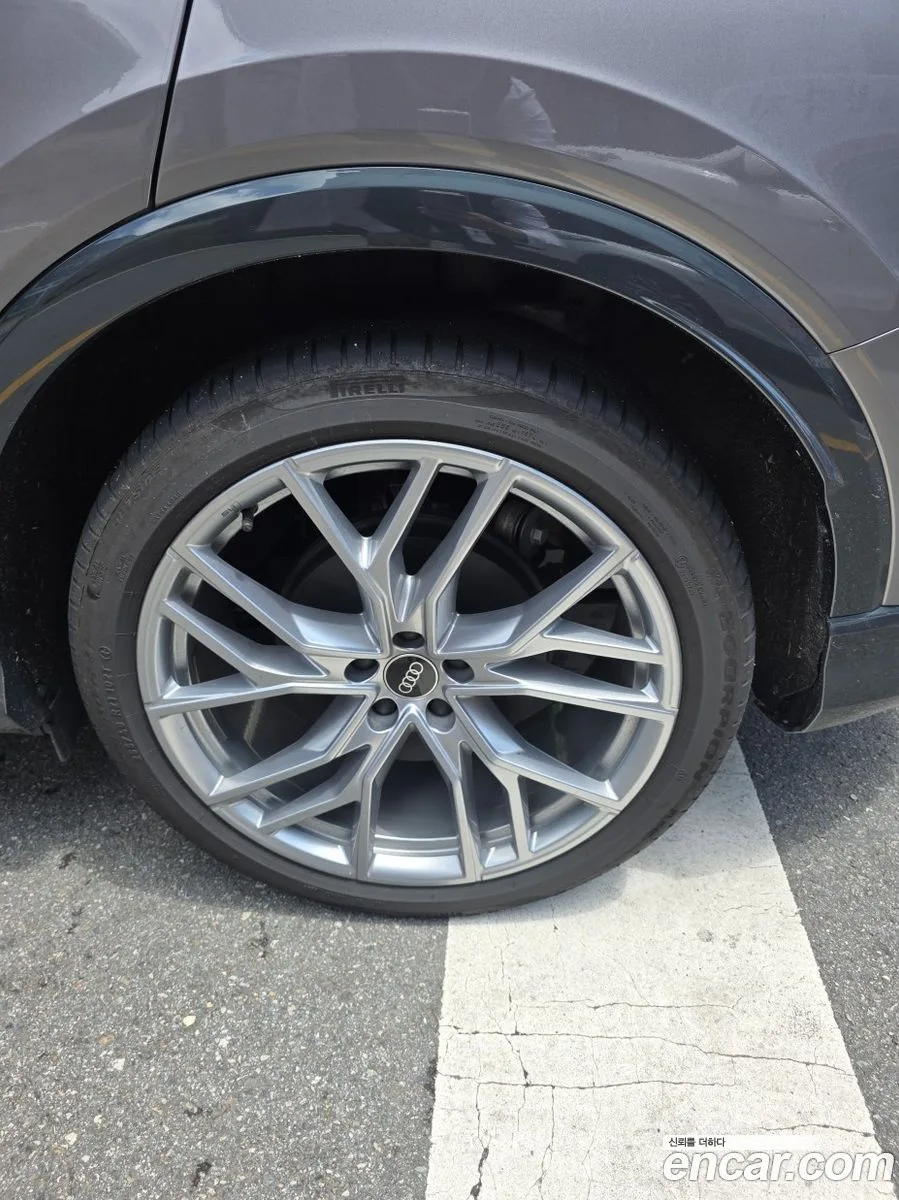 Audi Q4 e-tron 45 2025 — миниатюра 2