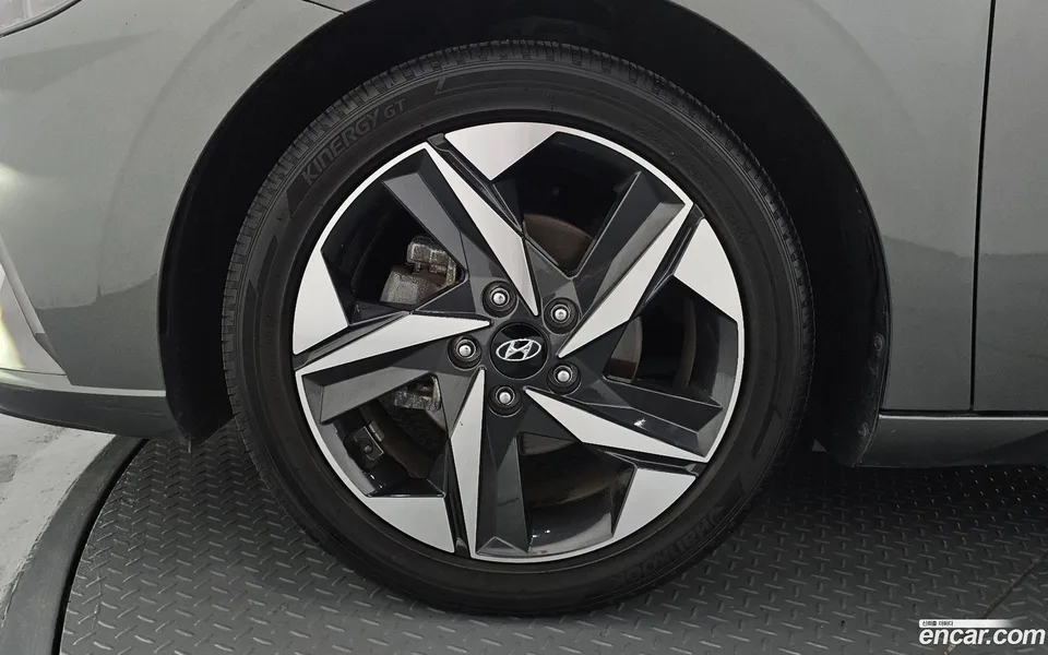Hyundai Avante 1.6 2022 — thumbnail 2