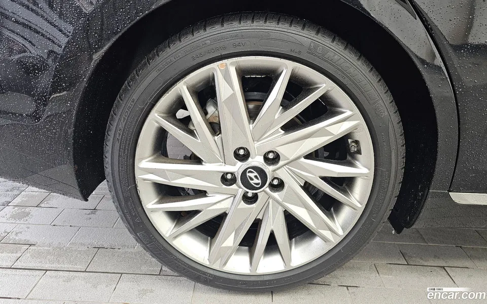 Hyundai Grandeur IG 3.3 2022 — thumbnail 2