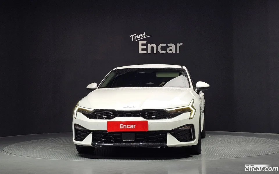 Kia K5 Hybrid 2025 — thumbnail 3