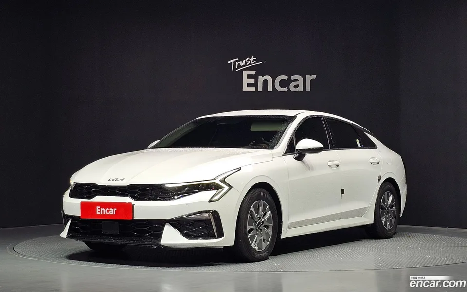 Kia K5 Hybrid 2025 — photo 1, buy with delivery to Moscow