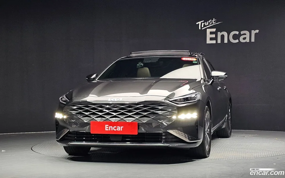 Kia K8 Hybrid 2022 — thumbnail 3