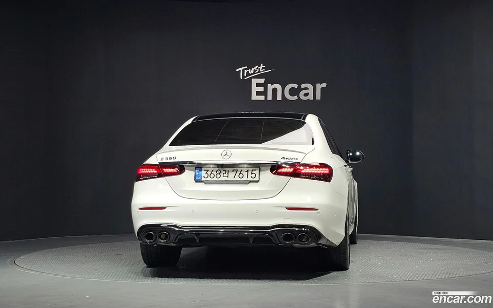 Mercedes-Benz E-Class E350 4MATIC AMG Line 2022 — thumbnail 4