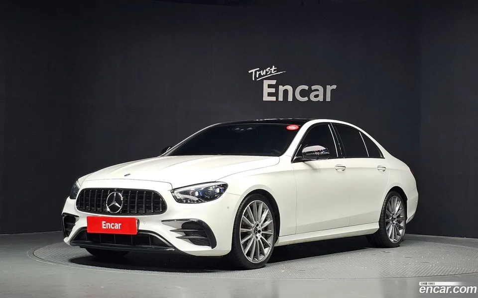 Mercedes-Benz E-Class E350 4MATIC AMG Line 2022 — photo 1, buy with delivery to Moscow