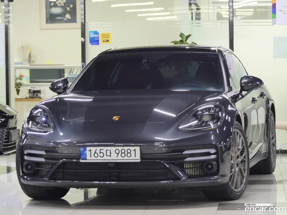 Porsche Panamera (971) 2.9 AWD 2022 — photo 1, buy with delivery to Moscow