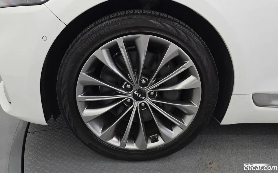 Kia K9 3.8 GDI AWD 2022 — thumbnail 2