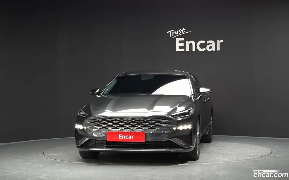 Kia K8 Hybrid 2023 — thumbnail 3