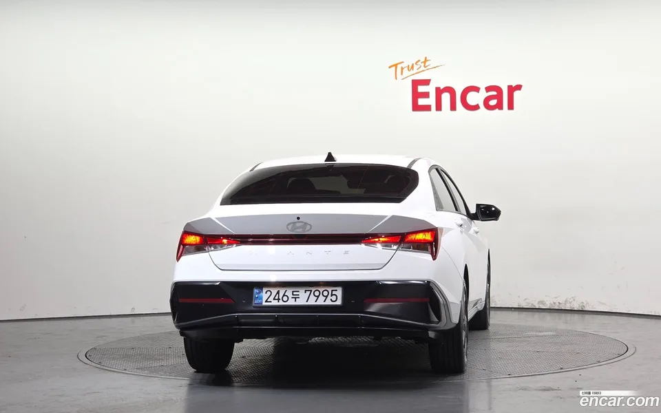 Hyundai Avante CN7 1.6 2024 — thumbnail 4
