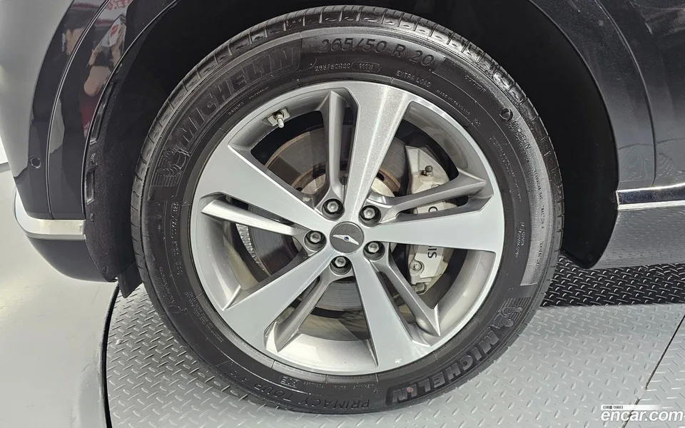 Genesis GV80 2.5T AWD 2023 — thumbnail 2