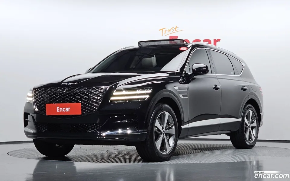 Genesis GV80 2.5T AWD 2023 — photo 1, buy with delivery to Moscow