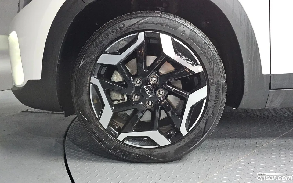 Kia Seltos 1.6 2WD 2024 — thumbnail 2