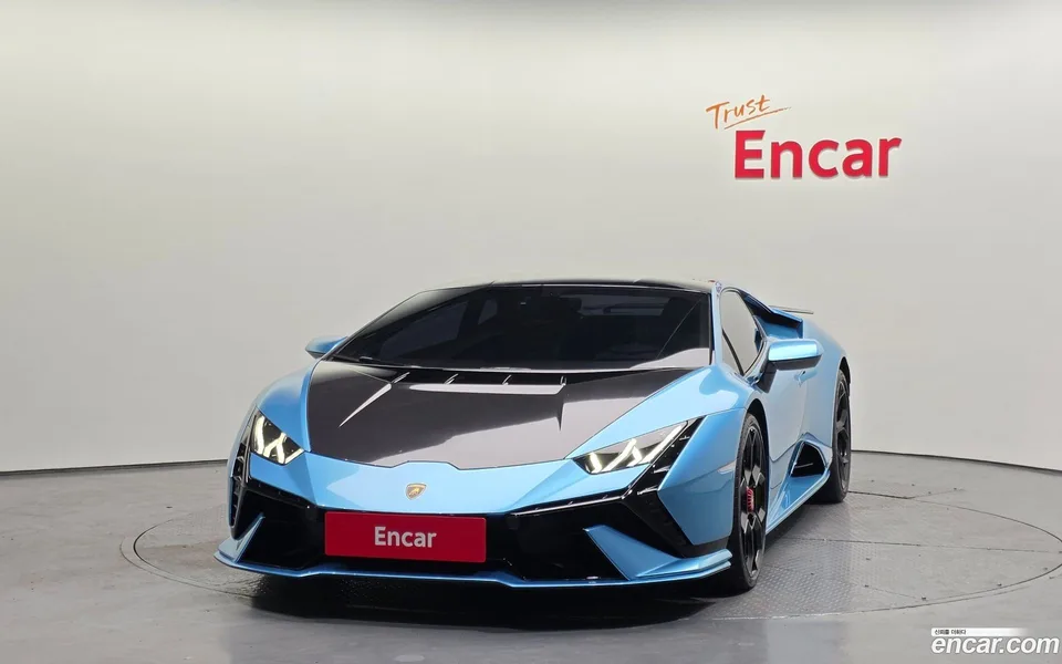 Lamborghini Huracan LP640-2 2023 — thumbnail 3