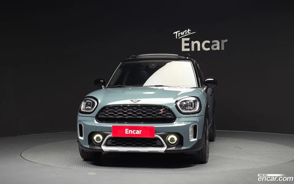 MINI Cooper S Countryman ALL4 2023 — thumbnail 3