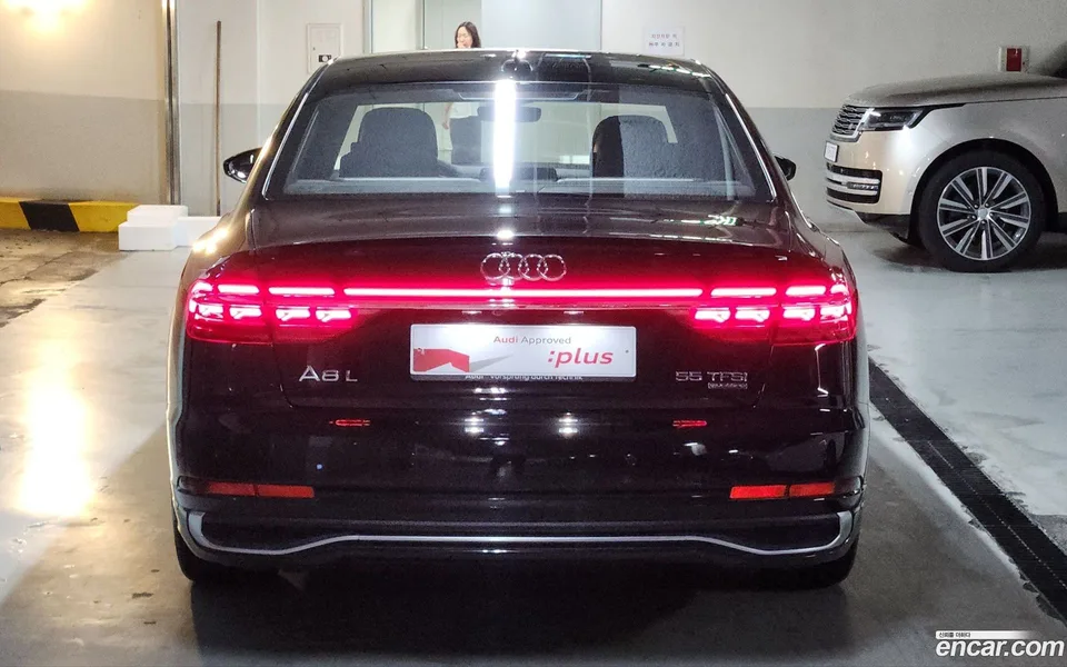 Audi A8 55 TFSI LWB 2023 — thumbnail 4