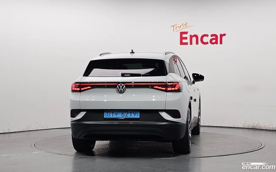 Volkswagen ID.4 2023 — thumbnail 4