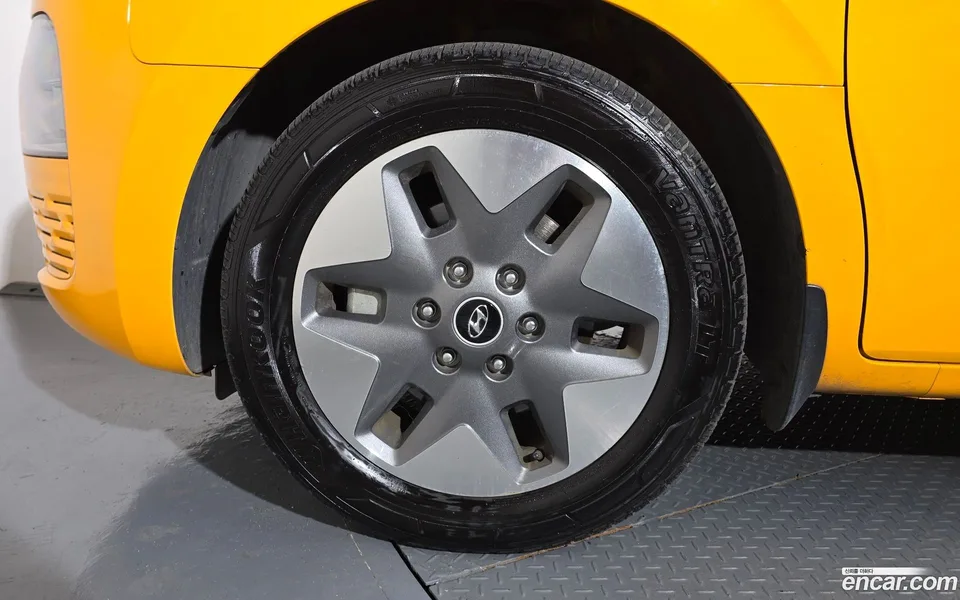 Hyundai Staria L3.5 2022 — миниатюра 2