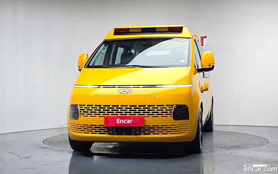 Hyundai Staria L3.5 2022 — миниатюра 3