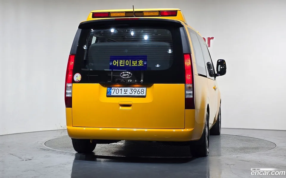 Hyundai Staria L3.5 2022 — миниатюра 4