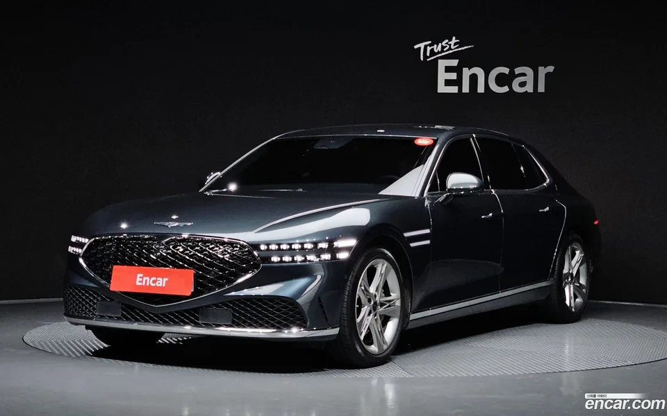 Genesis G90 3.5 2WD 2022 — photo 1, buy with delivery to Moscow
