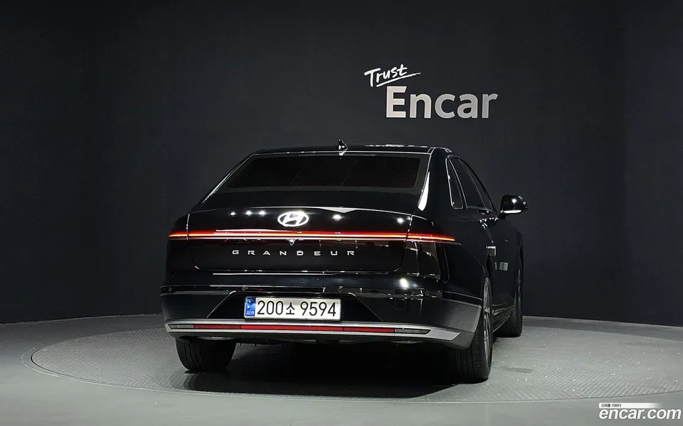 Hyundai Grandeur 2.5 2WD 2023 — миниатюра 4