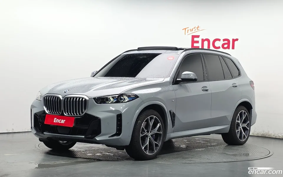 BMW X5 xDrive 30d M 2025 — photo 1, buy with delivery to Moscow
