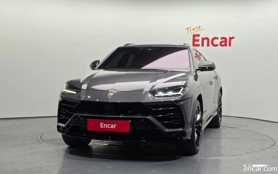 Lamborghini Urus 4.0 V8 2022 — thumbnail 3
