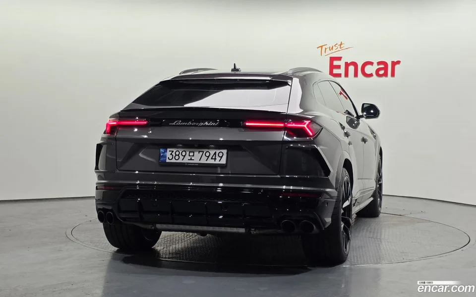 Lamborghini Urus 4.0 V8 2022 — thumbnail 4