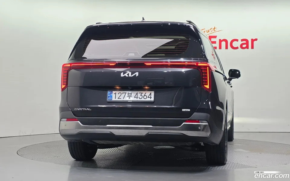 Kia Carnival HEV 7 2025 — миниатюра 4
