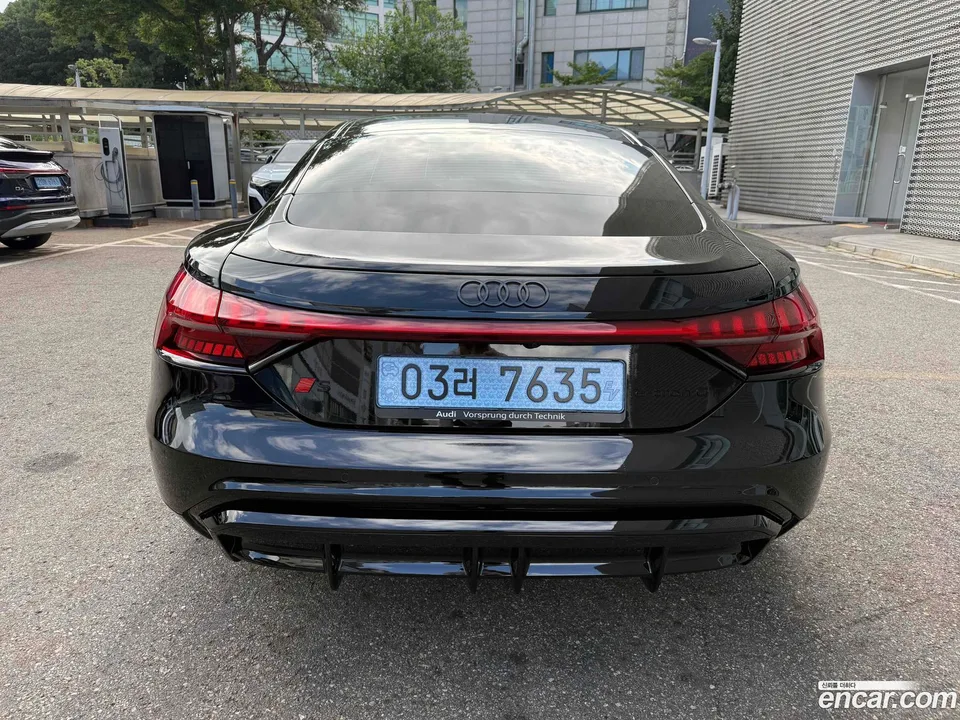 Audi S e- GT GT S 2025 — thumbnail 4