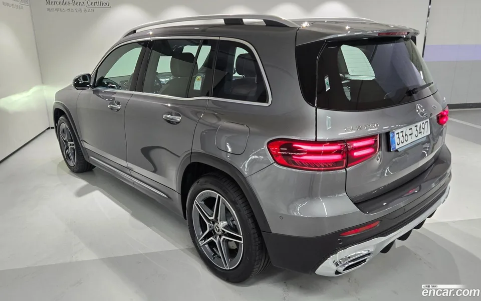 Mercedes-Benz GLB-Class GLB250 4MATIC 2025 — миниатюра 3