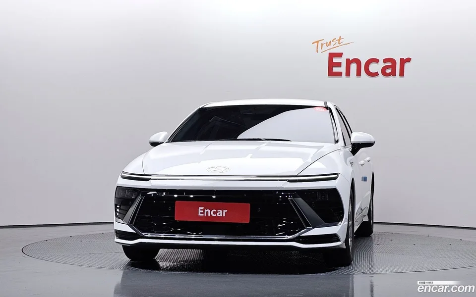 Hyundai Sonata The Edge 2.0 LPG() 2025 — thumbnail 3