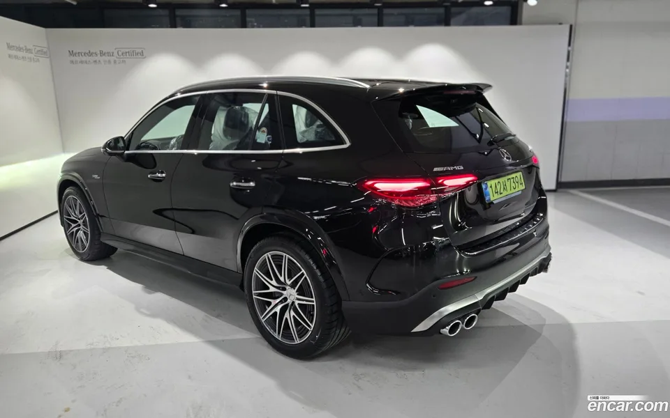 Mercedes-Benz GLC-Class AMG GLC43 4MATIC 2025 — thumbnail 3